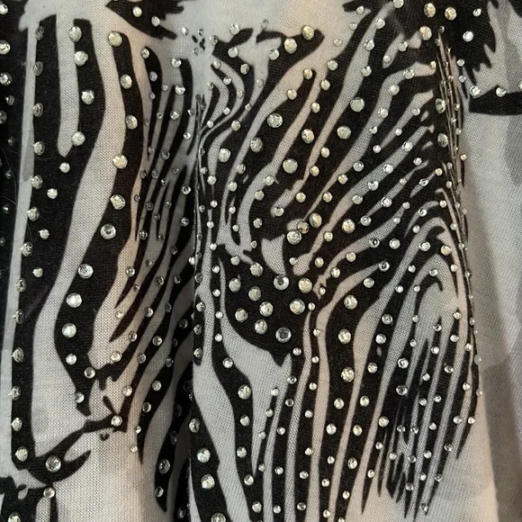 Zebra Tank Top 🥰🥰 - Picture 3 of 3